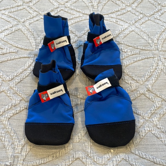 Never worn saltsox weatherproof urban booties in arctic blue - Picture 1 of 5